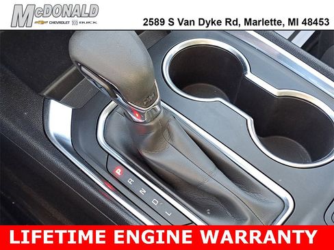 Used 2021 Chevrolet Traverse LS image 16