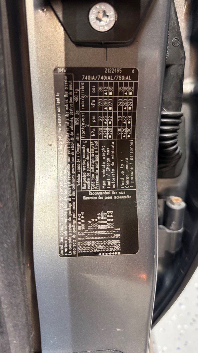 Used 2001 BMW 740iL RWD image 45