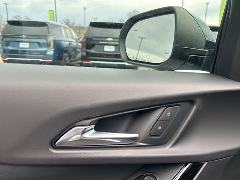 New 2026 Chevrolet Equinox LT image 12