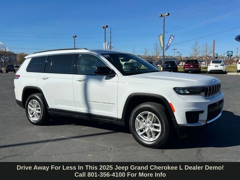 Used 2025 Jeep Grand Cherokee L Laredo w/ Trailer Tow Package AWD/4WD image 3