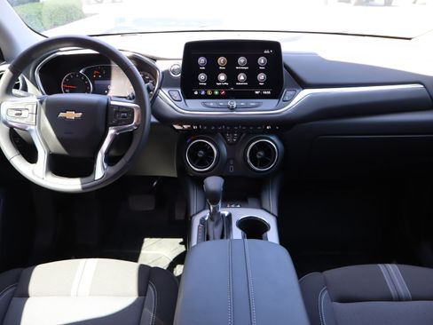 Used 2026 Chevrolet Blazer LT w/ Convenience Package FWD image 14