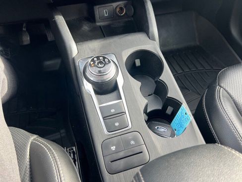 Used 2020 Ford Escape SEL image 14