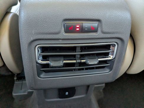 Used 2021 Lincoln Corsair Reserve w/ Equipment Group 201A image 15