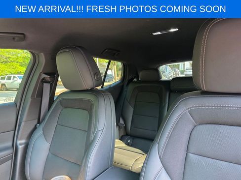 Used 2025 Chevrolet Equinox EV LT FWD image 9
