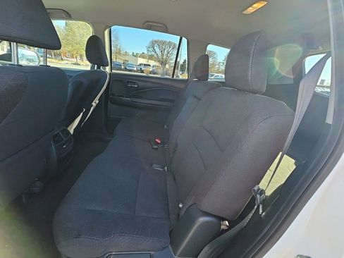 Used 2020 Honda Pilot EX image 21