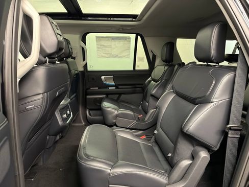 New 2027 Ford Expedition Max Platinum w/ Driver's Package AWD/4WD image 38