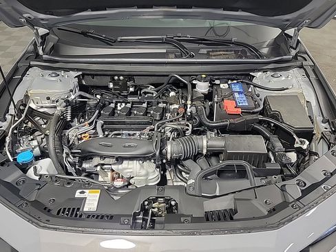 Certified 2025 Honda Accord SE image 15