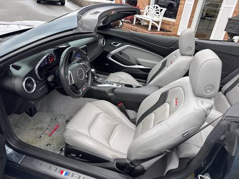 Used 2020 Chevrolet Camaro SS image 13