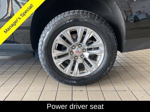 Used 2024 GMC Yukon XL Denali AWD/4WD image 21