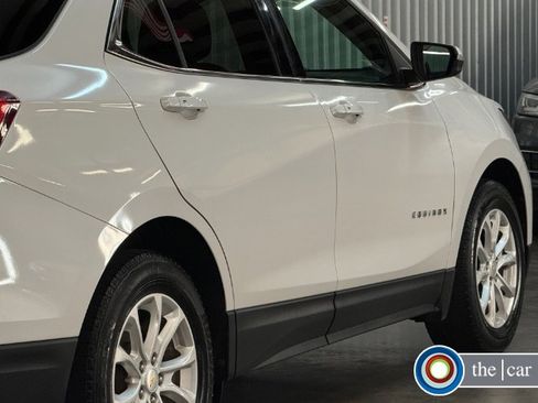 Used 2018 Chevrolet Equinox LT image 5