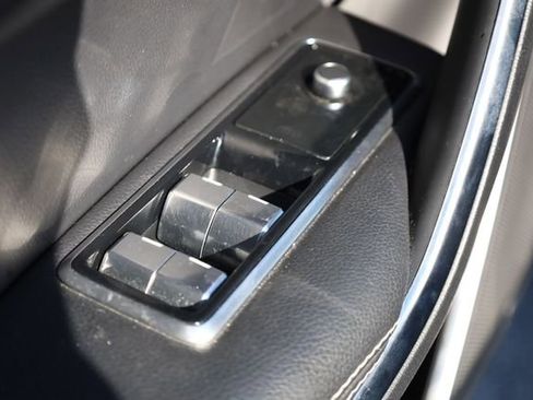 Used 2024 Jaguar F-PACE R-Dynamic S image 15