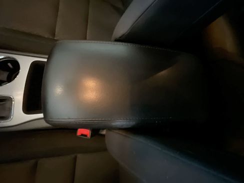 Used 2020 Jeep Grand Cherokee Laredo image 21