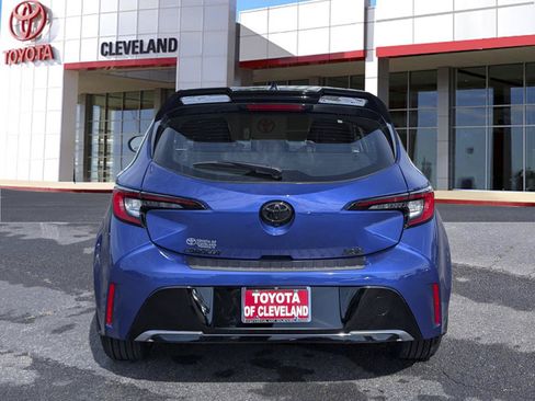Used 2025 Toyota Corolla XSE FWD image 6