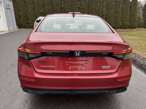 Used 2023 Honda Accord Touring image 4