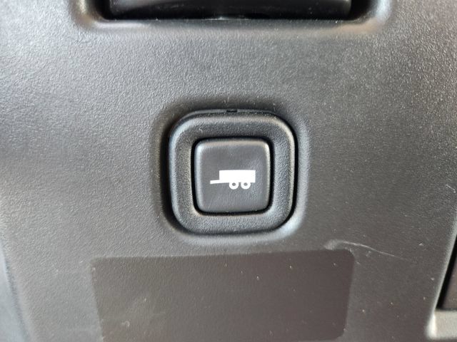 Used 2025 Chevrolet Express 2500 w/ Driver Convenience Package RWD image 22