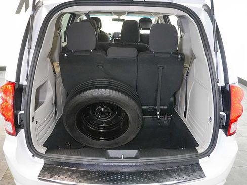 Used 2017 Dodge Grand Caravan SE w/ Power Window Group FWD image 24