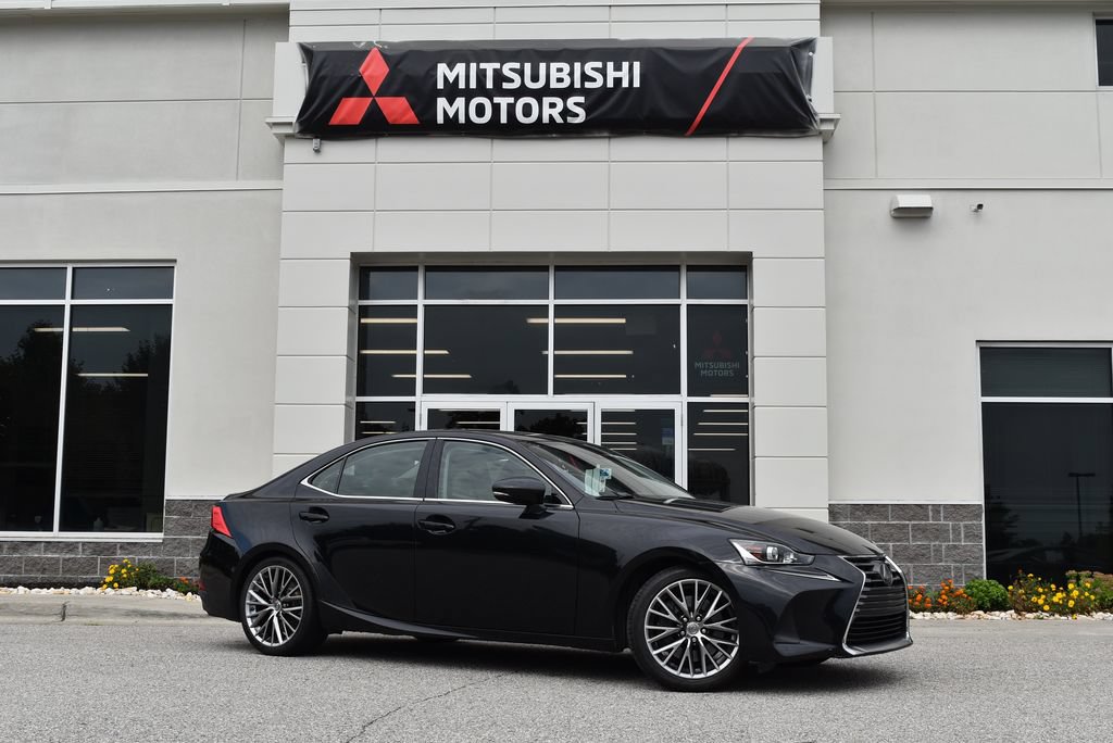 Used 2017 Lexus IS 200t RWD image 1