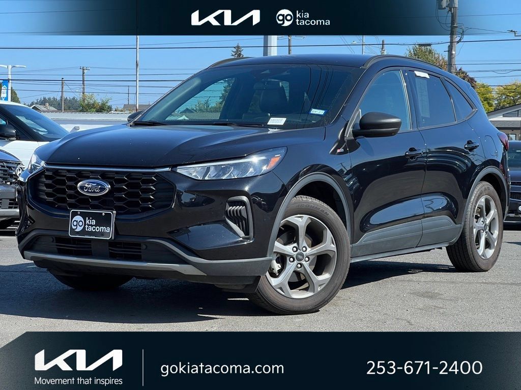 Used 2025 Ford Escape ST-Line FWD image 1