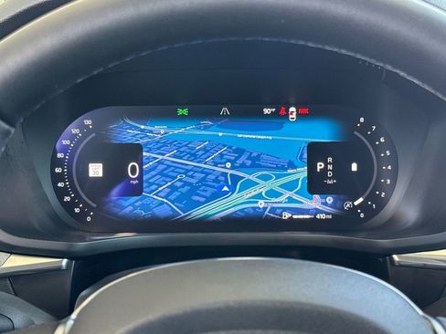 Certified 2025 Volvo XC60 B5 Plus AWD/4WD image 24