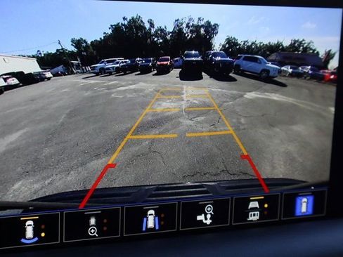 Certified 2023 Chevrolet Tahoe Z71 w/ Z71 Off-Road Package image 16