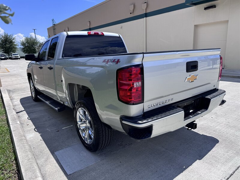 Used 2018 Chevrolet Silverado 1500 LT AWD/4WD image 7
