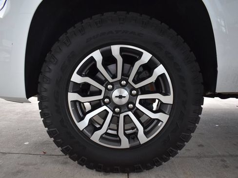 Used 2019 Chevrolet Tahoe LT AWD/4WD image 14