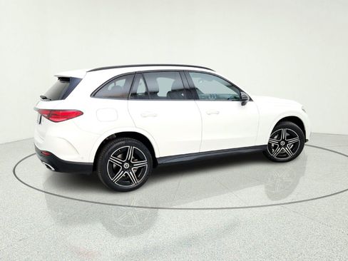Certified 2023 Mercedes-Benz GLC 300 image 8