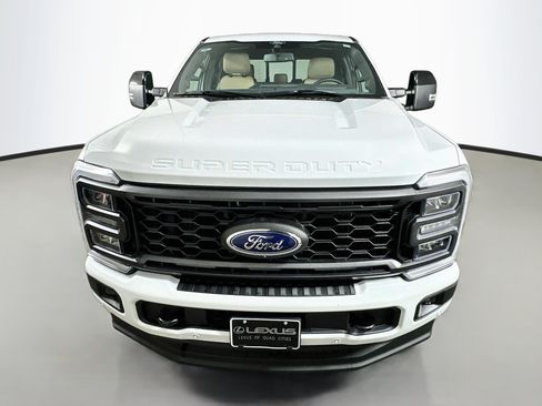 Used 2024 Ford F250 Lariat w/ Lariat Ultimate Package AWD/4WD image 2