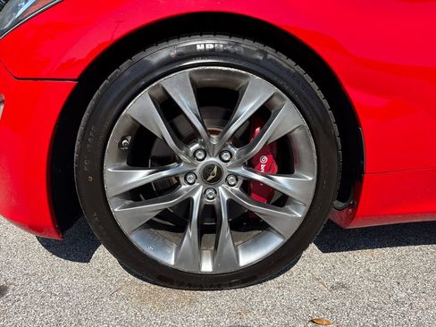 Used 2013 Hyundai Genesis 3.8 RWD image 11