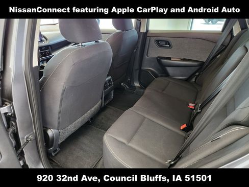 Used 2023 Nissan Rogue S image 14