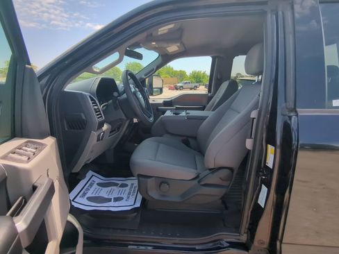Certified 2022 Ford F350 XLT w/ Camper Package AWD/4WD image 13