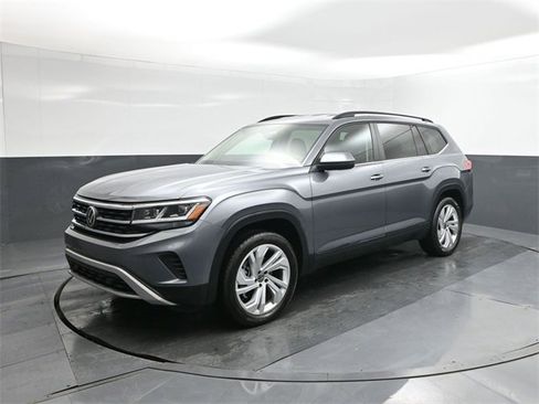Used 2022 Volkswagen Atlas SE image 1