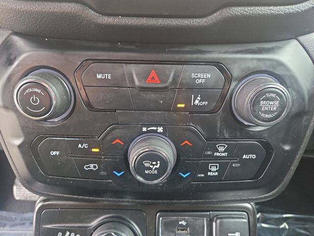 Used 2021 Jeep Renegade Sport w/ Sport Appearance Group AWD/4WD image 25
