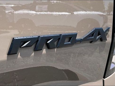 Certified 2023 Nissan Frontier PRO-4X w/ Pro Convenience Package AWD/4WD image 21