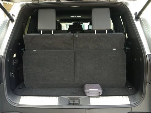 Used 2024 Lexus LX 600 4WD w/ Appearance Package image 32