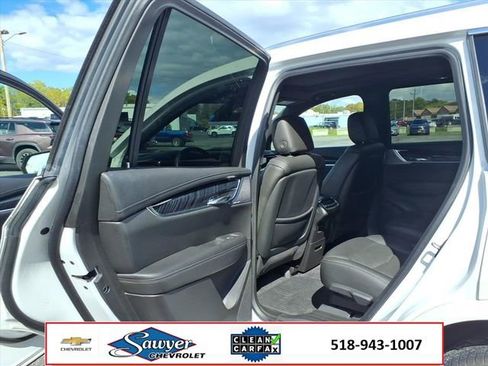 Used 2023 Cadillac XT6 Premium Luxury image 22