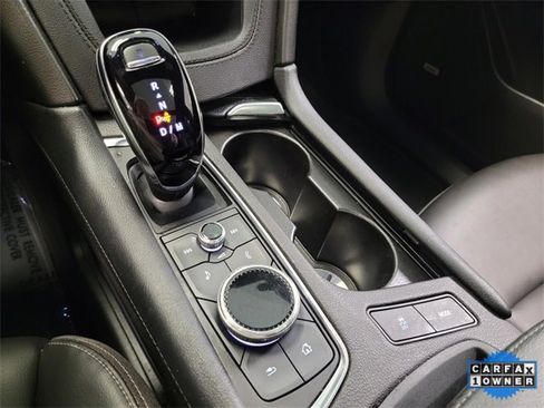 Used 2023 Cadillac XT6 Luxury image 32