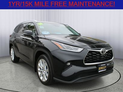 Used 2022 Toyota Highlander Limited