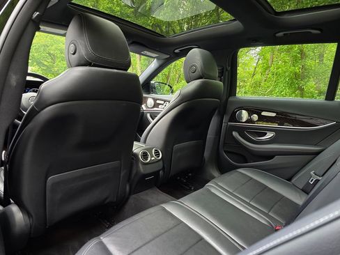 Used 2019 Mercedes-Benz E 450 4MATIC Wagon w/ Premium Package image 14