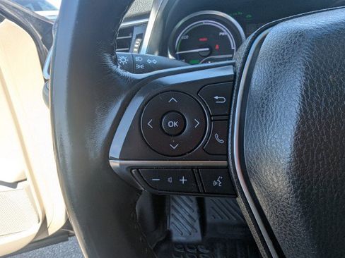 Used 2018 Toyota Camry XLE w/ Audio Package FWD image 13