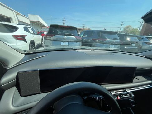 Used 2025 Hyundai Tucson SEL image 36