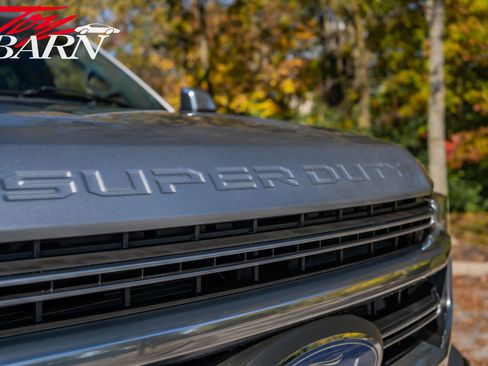 Used 2022 Ford F350 Platinum image 8