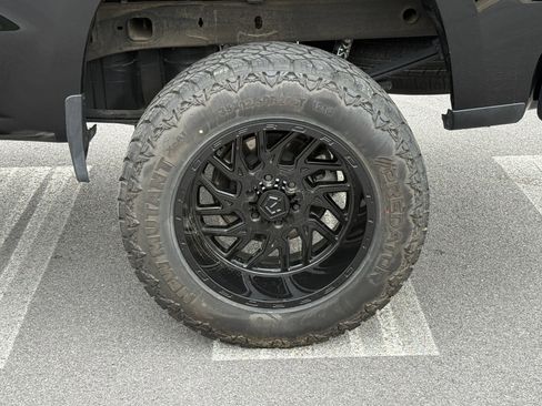 Used 2024 Chevrolet Silverado 1500 RST AWD/4WD image 10