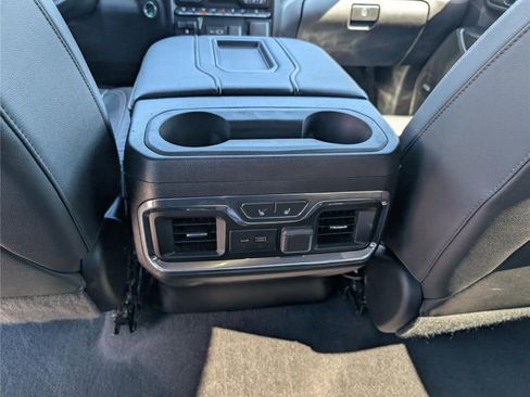 Used 2020 GMC Sierra 2500 AT4 w/ AT4 Premium Package AWD/4WD image 20