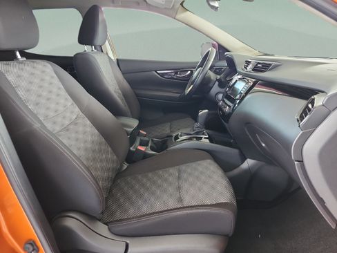 Used 2022 Nissan Rogue Sport SV FWD image 20
