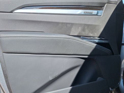 New 2026 Cadillac Escalade ESV Luxury w/ LPO, Radiant Package image 33