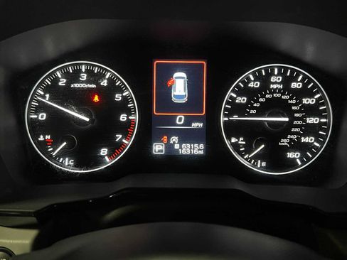 Used 2024 Subaru Outback Premium image 28