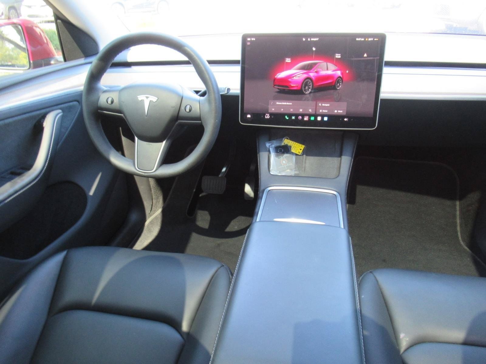 Used 2024 Tesla Model Y Long Range AWD/4WD image 14