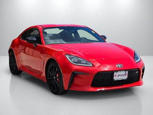 Certified 2025 Toyota GR86 Premium w/ Performance Package RWD image 3
