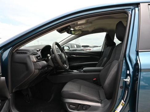 Used 2025 Toyota Camry LE w/ Convenience Package FWD image 17